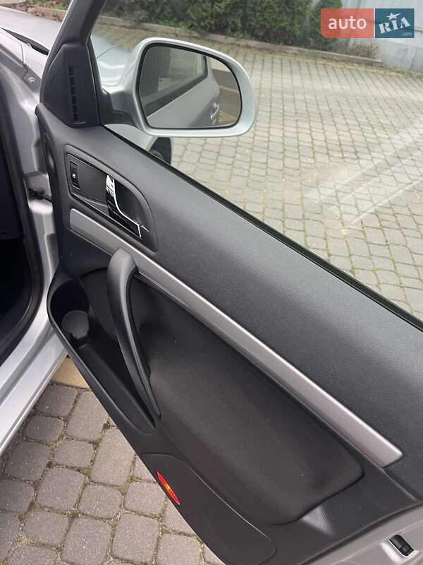 Универсал Skoda Octavia 2011 в Виннице