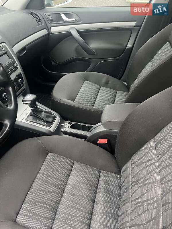 Универсал Skoda Octavia 2011 в Виннице