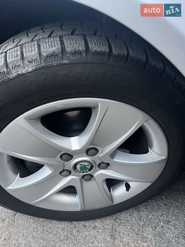 Универсал Skoda Octavia 2011 в Виннице