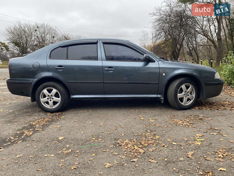 Лифтбек Skoda Octavia 2004 в Ровно фото 12 Лифтбек Skoda Octavia 2004 в Ровно