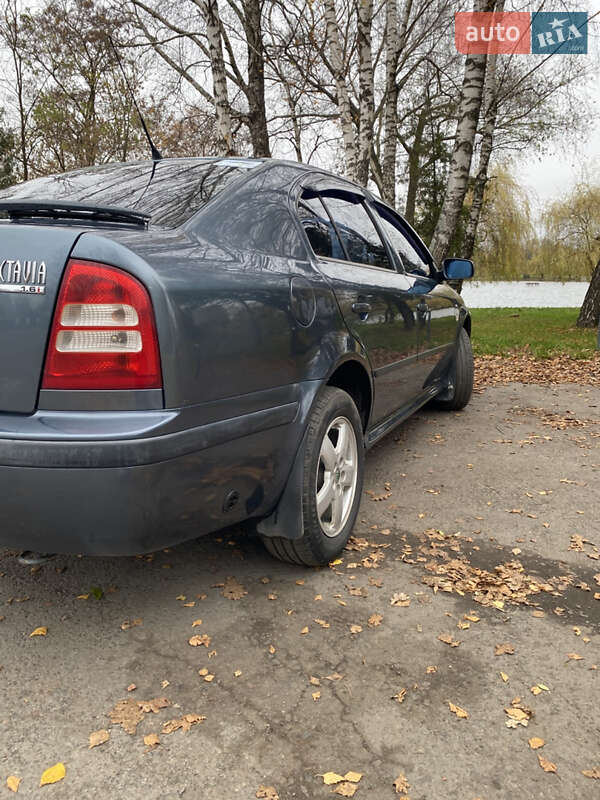 Лифтбек Skoda Octavia 2004 в Ровно фото 10 Лифтбек Skoda Octavia 2004 в Ровно