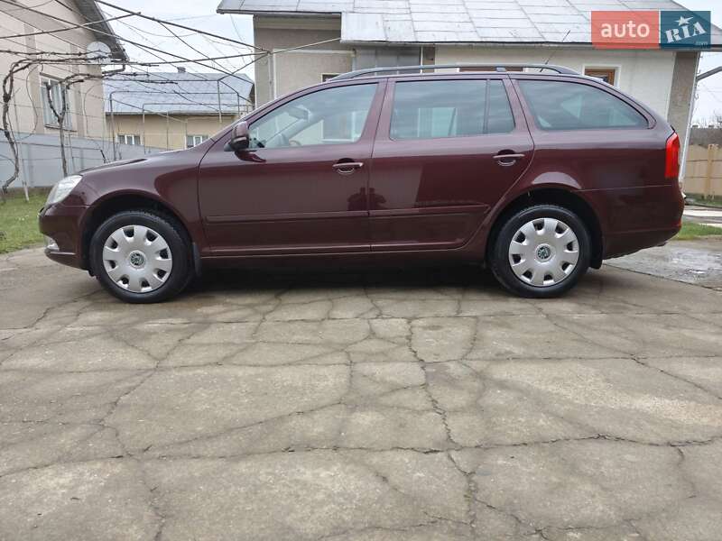 Универсал Skoda Octavia 2009 в Ивано-Франковске