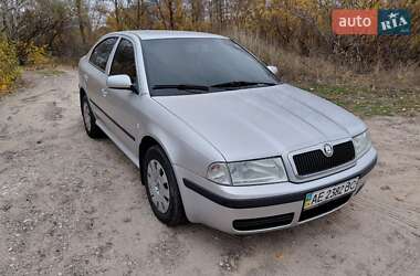 Лифтбек Skoda Octavia 2006 в Днепре