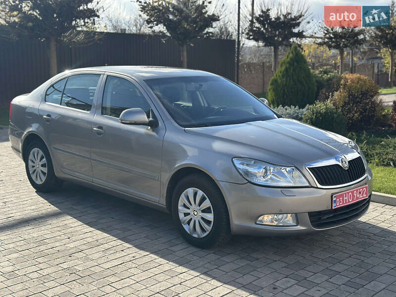 Лифтбек Skoda Octavia 2012 в Запорожье
