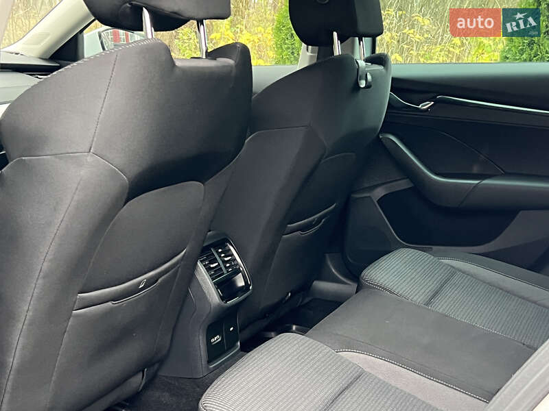 Универсал Skoda Octavia 2020 в Львове