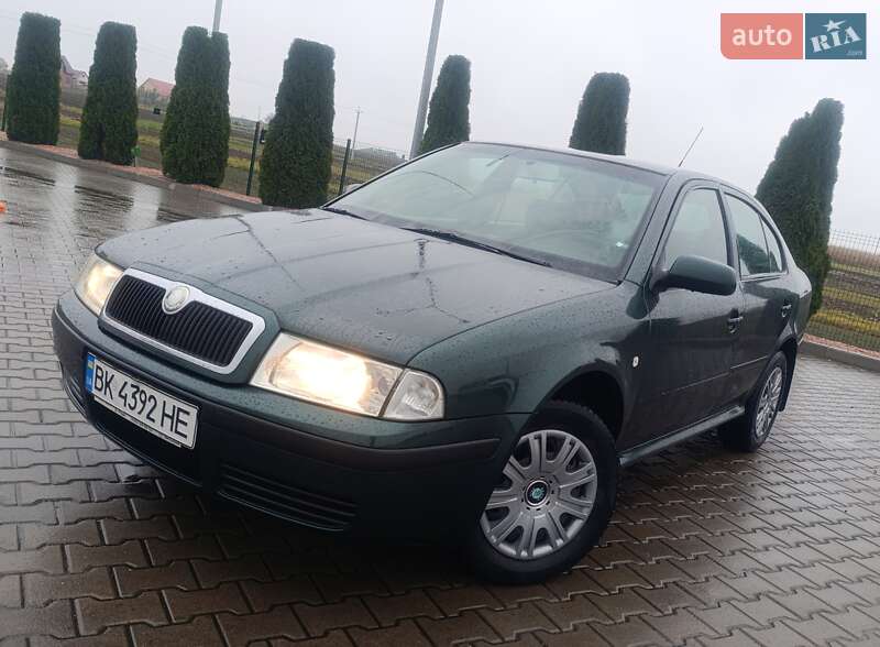 Ліфтбек Skoda Octavia 2006 в Рівному