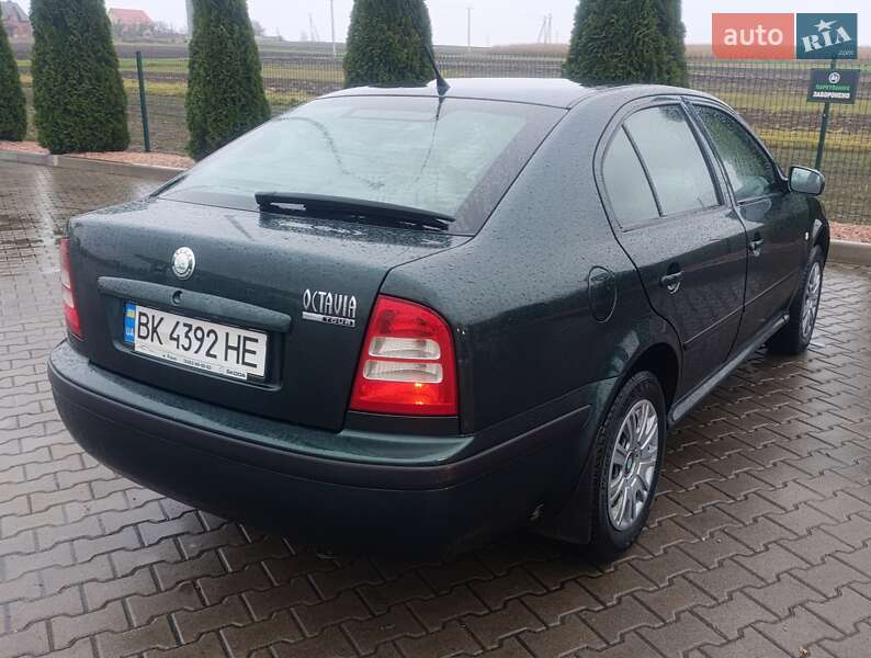 Ліфтбек Skoda Octavia 2006 в Рівному