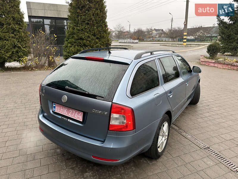 Універсал Skoda Octavia 2009 в Кам'янець-Подільському