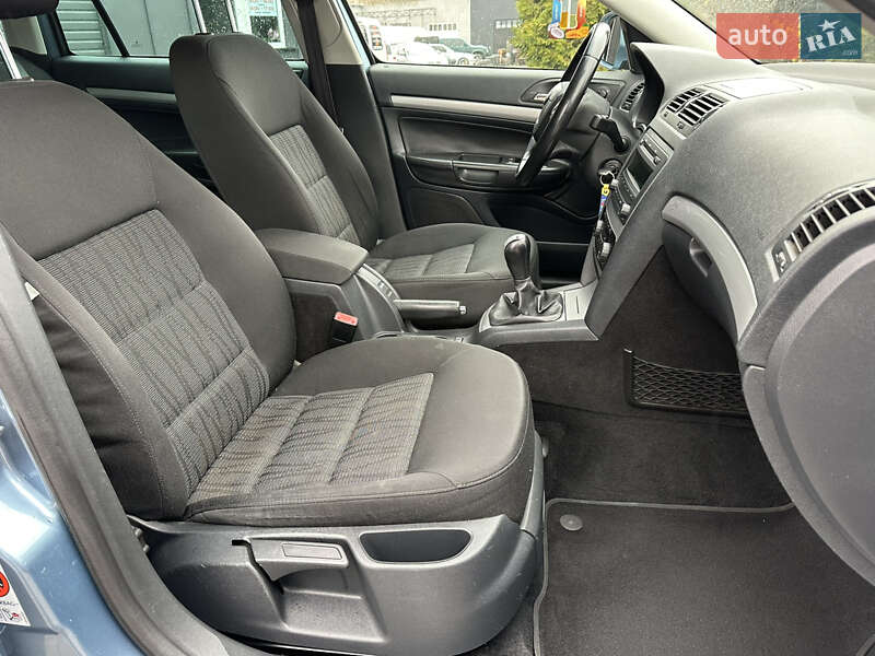 Універсал Skoda Octavia 2009 в Кам'янець-Подільському