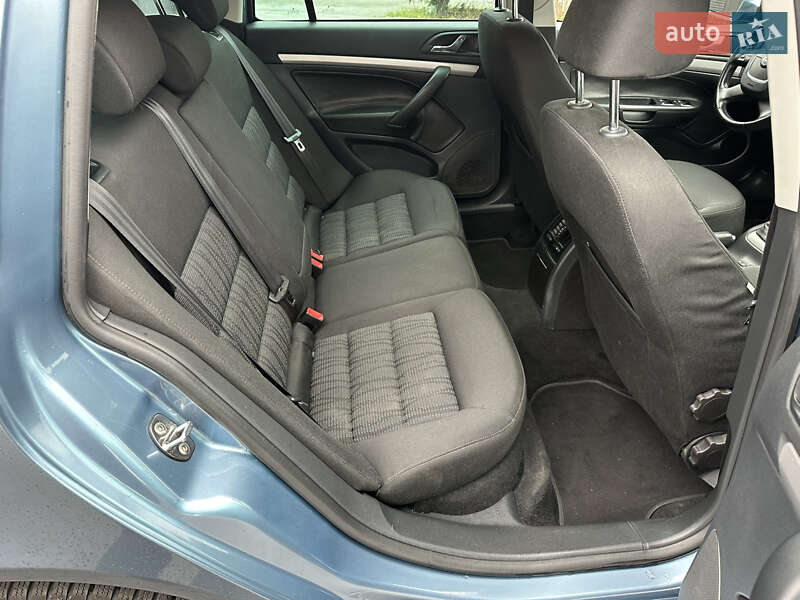 Універсал Skoda Octavia 2009 в Кам'янець-Подільському