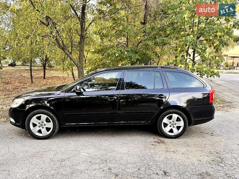 Универсал Skoda Octavia 2010 в Киеве фото 2 Универсал Skoda Octavia 2010 в Киеве