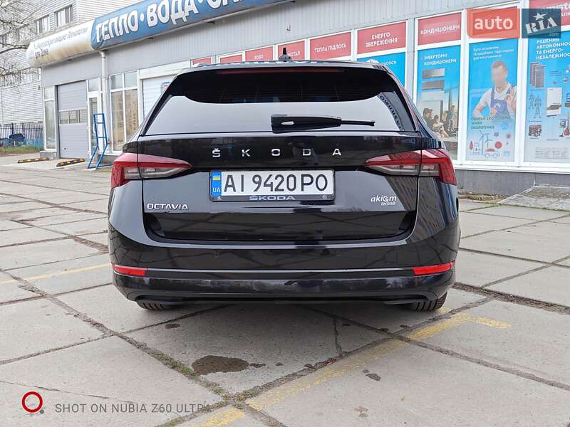 Универсал Skoda Octavia 2021 в Киеве