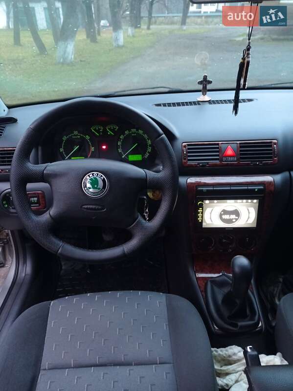 Універсал Skoda Octavia 2008 в Путилі