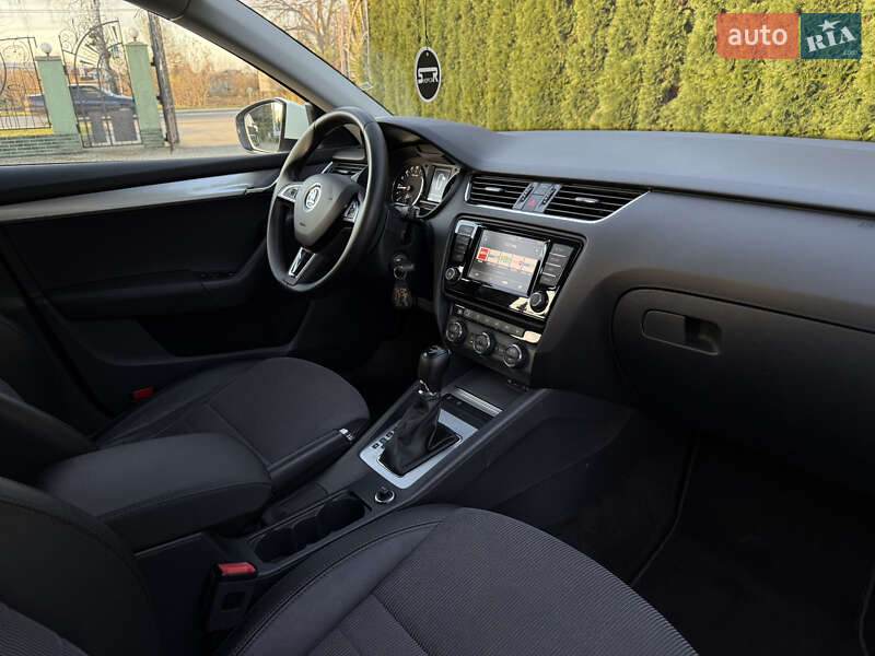 Универсал Skoda Octavia 2017 в Самборе фото 5 Универсал Skoda Octavia 2017 в Самборе