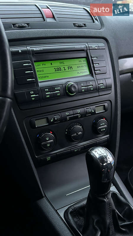 Лифтбек Skoda Octavia 2007 в Киеве