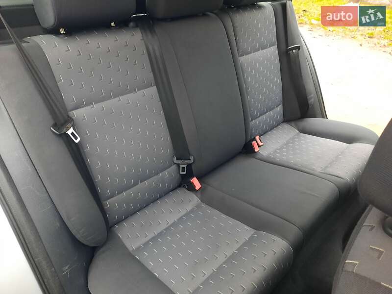 Универсал Skoda Octavia 2003 в Полтаве фото 55 Универсал Skoda Octavia 2003 в Полтаве