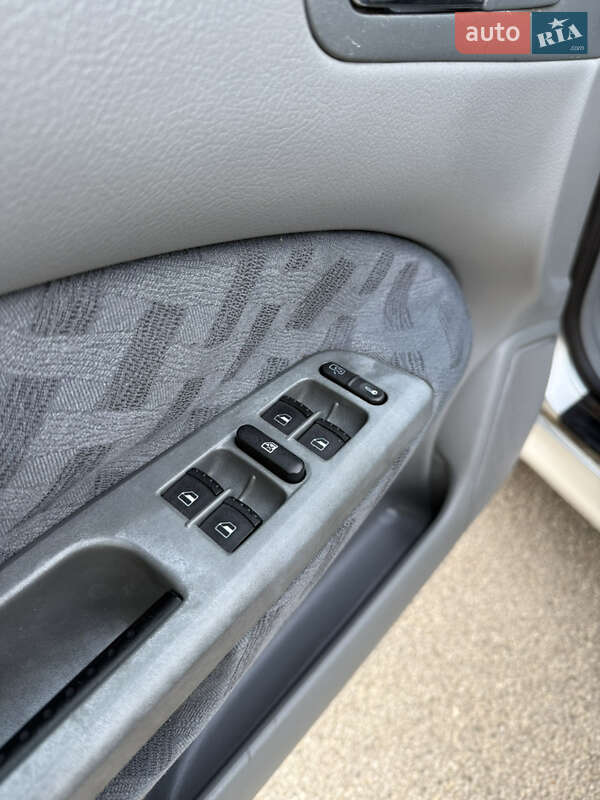 Лифтбек Skoda Octavia 1998 в Чернигове