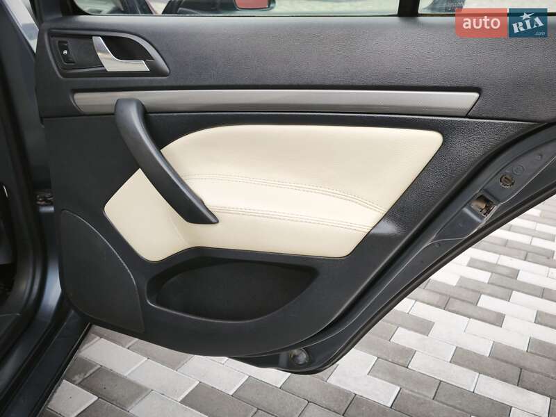 Ліфтбек Skoda Octavia 2007 в Львові