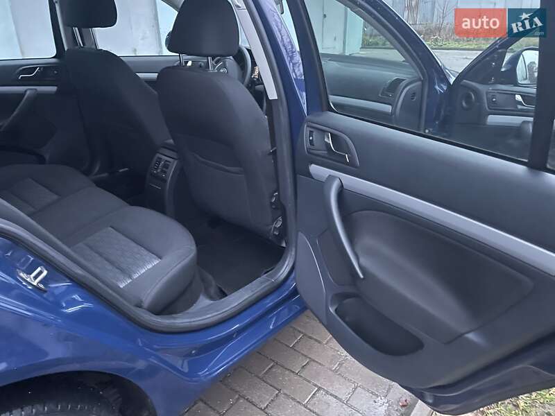 Лифтбек Skoda Octavia 2012 в Тернополе