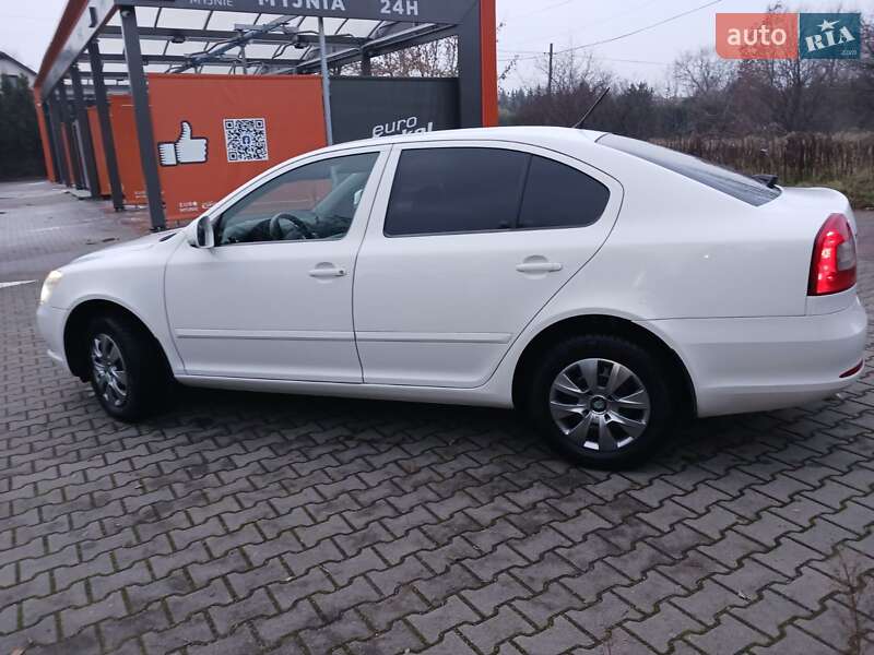 Лифтбек Skoda Octavia 2012 в Житомире