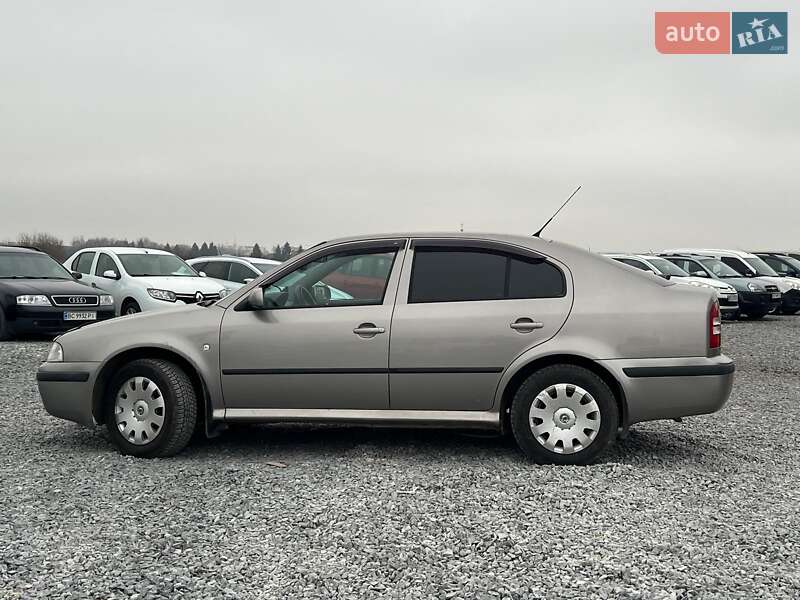 Лифтбек Skoda Octavia 2008 в Львове