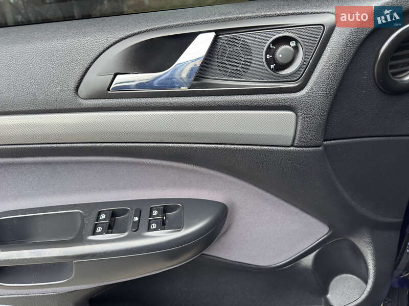 Лифтбек Skoda Octavia 2005 в Баре фото 29 Лифтбек Skoda Octavia 2005 в Баре