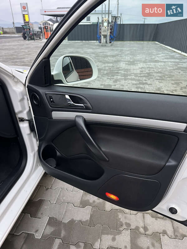 Универсал Skoda Octavia 2011 в Хусте