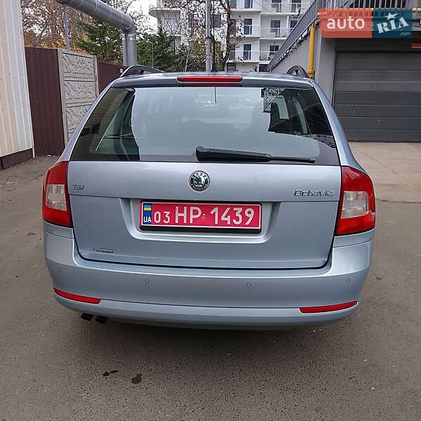 Универсал Skoda Octavia 2009 в Одессе