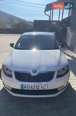 Лифтбек Skoda Octavia 2013 в Сваляве