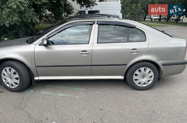 Лифтбек Skoda Octavia 2010 в Полтаве