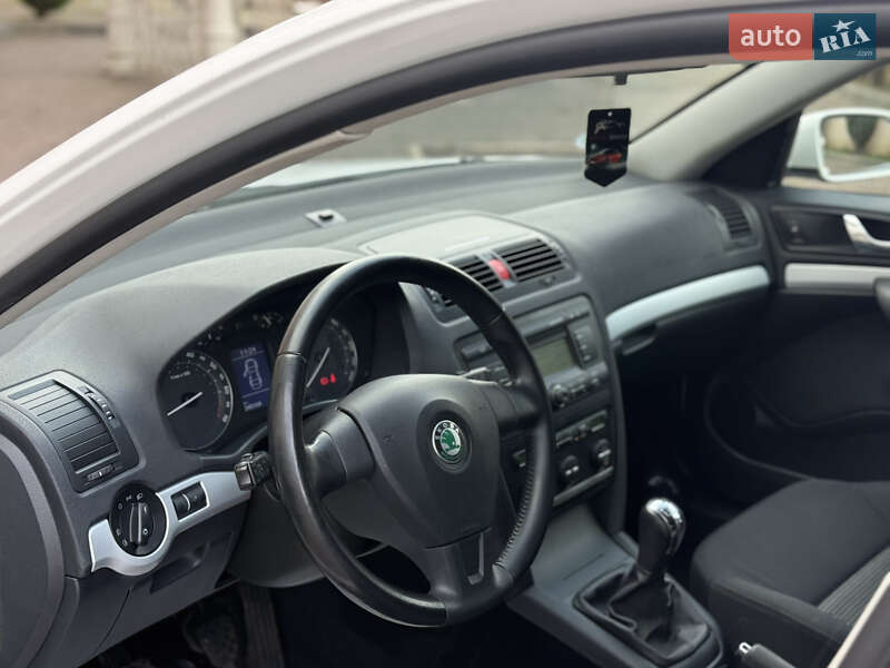 Универсал Skoda Octavia 2008 в Стрые