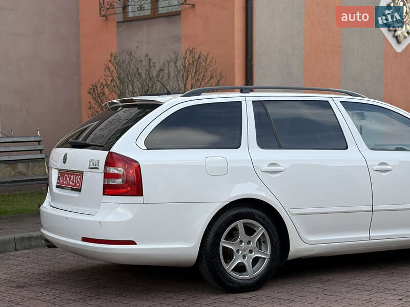 Универсал Skoda Octavia 2008 в Стрые