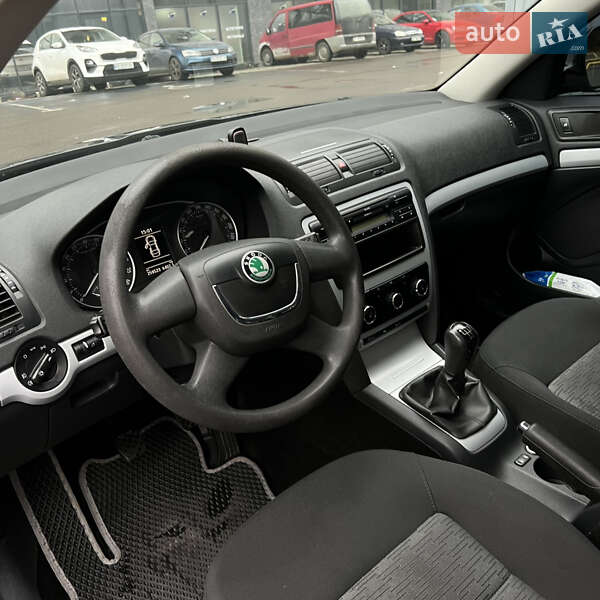 Универсал Skoda Octavia 2009 в Ужгороде