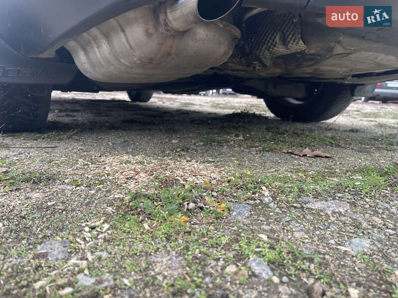 Лифтбек Skoda Octavia 2005 в Умани