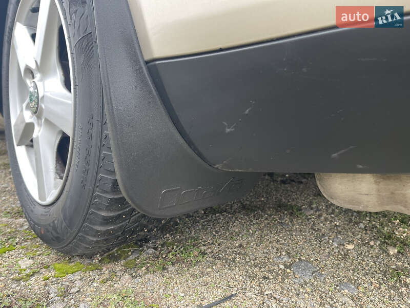 Лифтбек Skoda Octavia 2005 в Умани