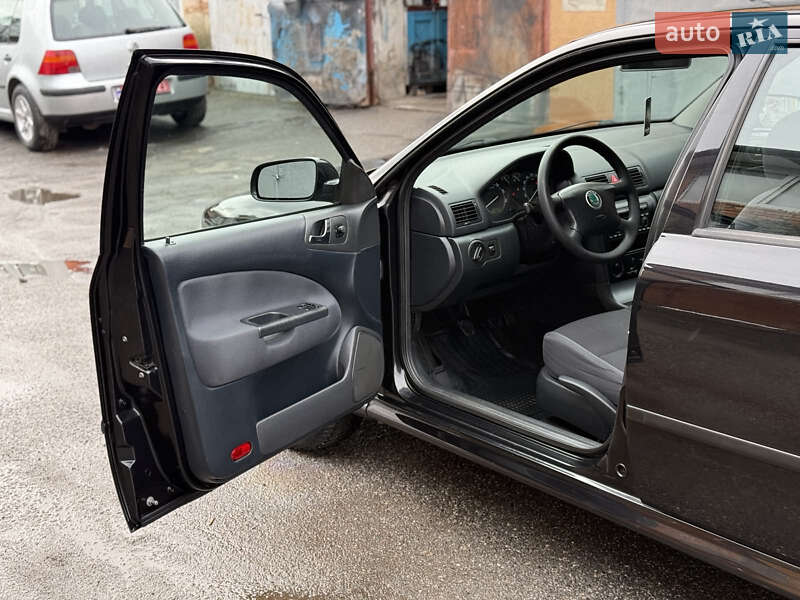 Лифтбек Skoda Octavia 2009 в Умани фото 14 Лифтбек Skoda Octavia 2009 в Умани