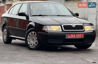 Лифтбек Skoda Octavia 2009 в Умани