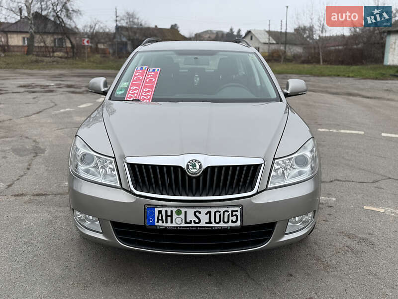 Универсал Skoda Octavia 2009 в Умани