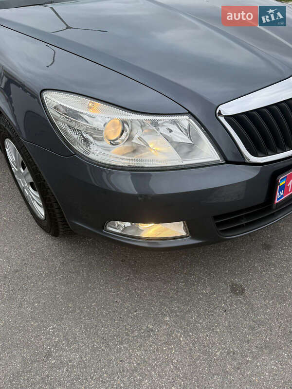 Универсал Skoda Octavia 2009 в Виннице