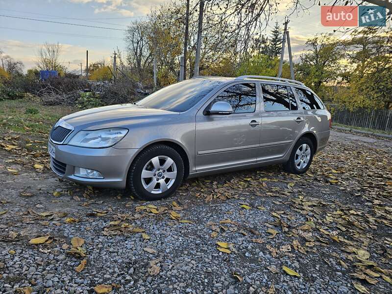 Универсал Skoda Octavia 2011 в Марганце фото 2 Универсал Skoda Octavia 2011 в Марганце