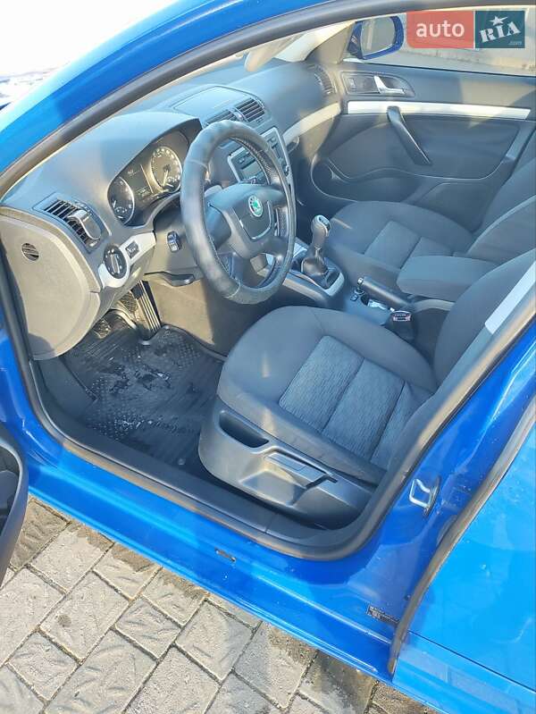 Универсал Skoda Octavia 2010 в Тячеве