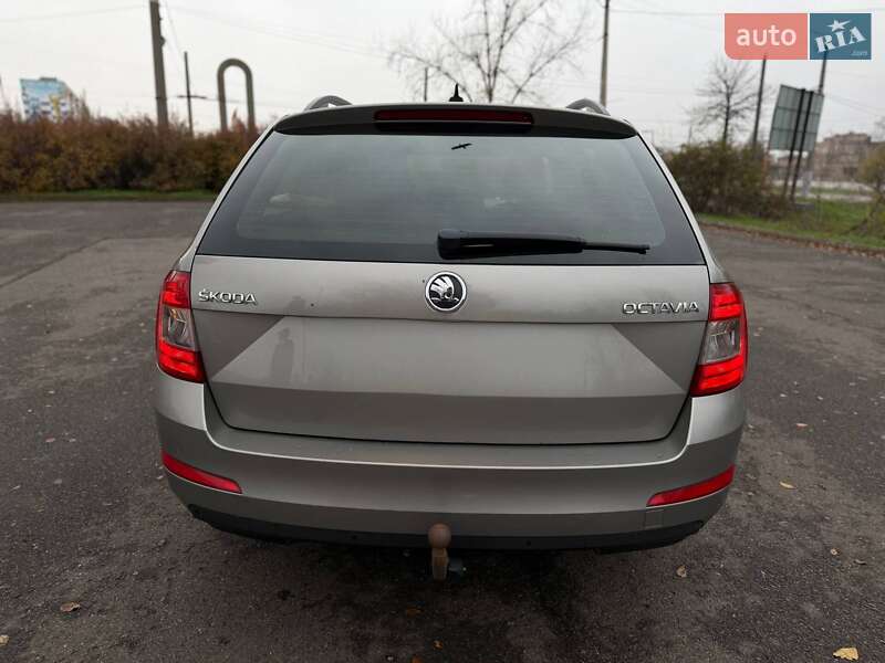 Универсал Skoda Octavia 2013 в Кривом Роге