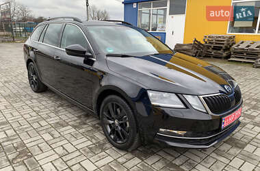 Універсал Skoda Octavia 2017 в Житомирі