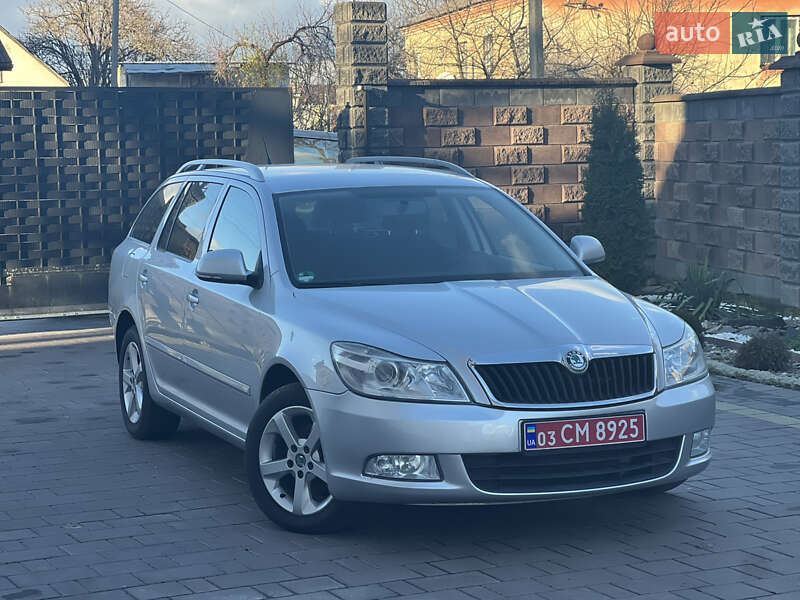 Универсал Skoda Octavia 2012 в Дубно фото Универсал Skoda Octavia 2012 в Дубно