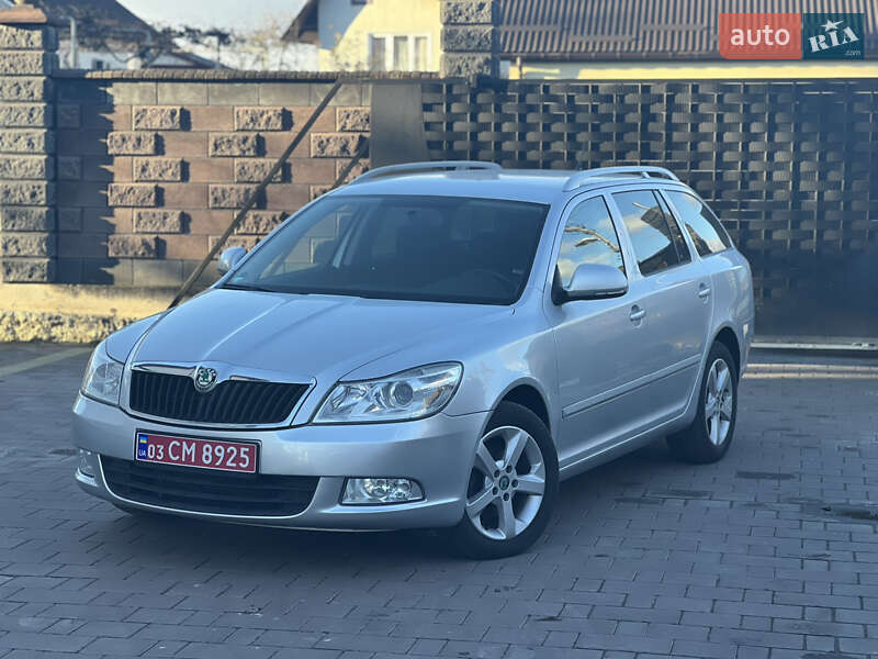Универсал Skoda Octavia 2012 в Дубно фото 7 Универсал Skoda Octavia 2012 в Дубно