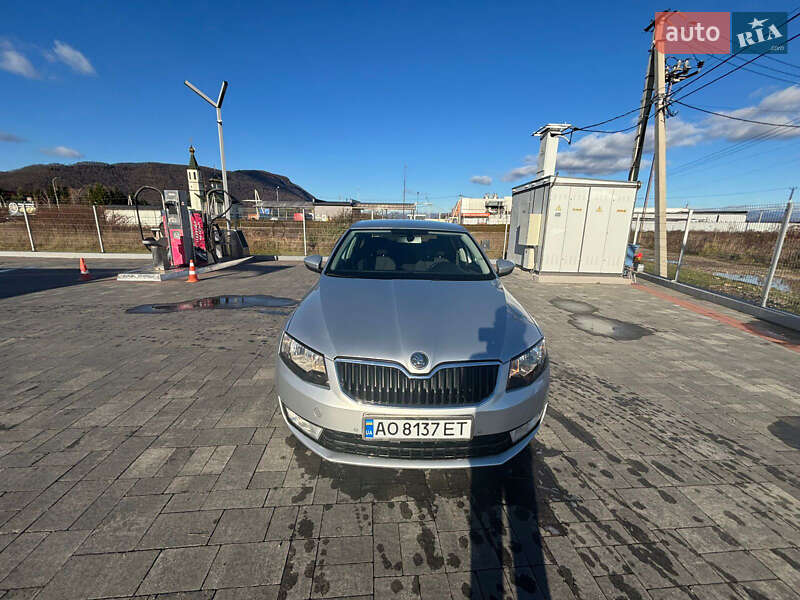 Лифтбек Skoda Octavia 2013 в Хусте