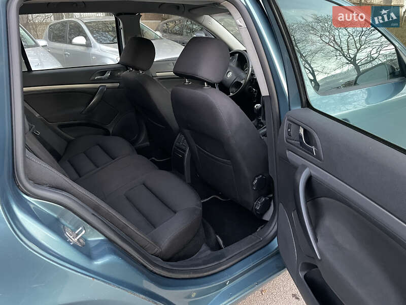 Универсал Skoda Octavia 2005 в Киеве