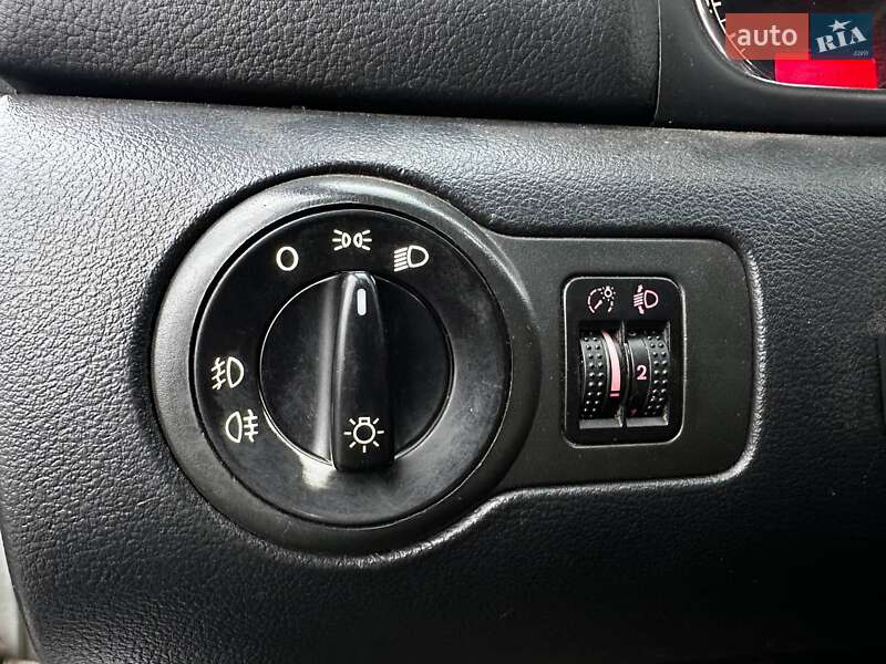 Лифтбек Skoda Octavia 2006 в Харькове