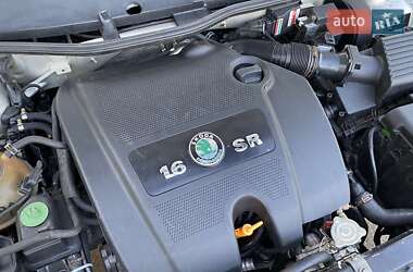 Лифтбек Skoda Octavia 2002 в Синельниково