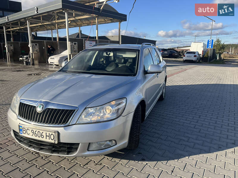 Универсал Skoda Octavia 2011 в Львове